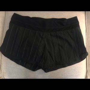 Lululemon short running shorts size 12